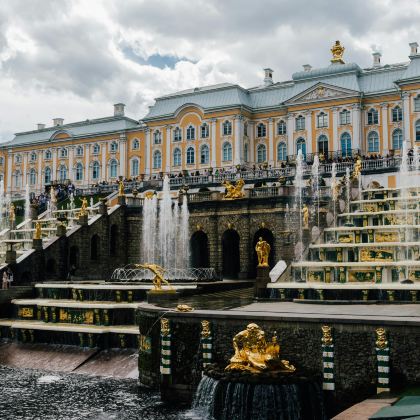 捷克布拉格+布达佩斯+维也纳+萨尔茨堡+维也纳国家歌剧院12日11晚拼小团