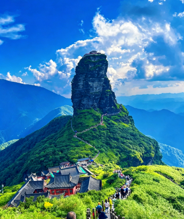 6D5N•Huangguoshu Waterfall + Xijiang Qianhu Miao Village + Libo + Mount Fanjing + Zhenyuan Ancient Town