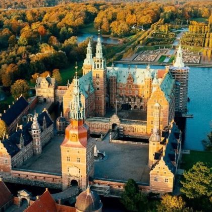 丹麦哥本哈根+欧登塞+瑞典斯德哥尔摩+芬兰赫尔辛基+爱沙尼亚塔林7日6晚拼小团