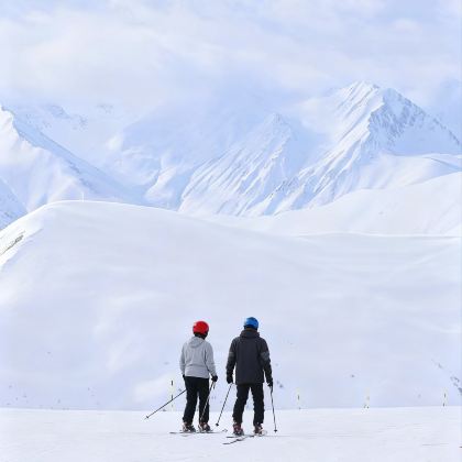 格鲁吉亚第比利斯+姆茨赫塔+卡兹别克山+古多里6日5晚私家团
