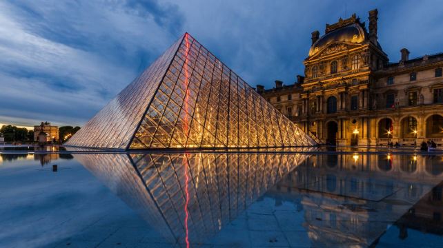 <5天>【易遊歐洲 1人成團】歐洲4國·法國+德國+荷蘭+盧森堡+巴黎+法蘭克福+阿姆斯特丹+科隆+風車村（單人免費拼房/可加購團前後酒店及接送機服務）