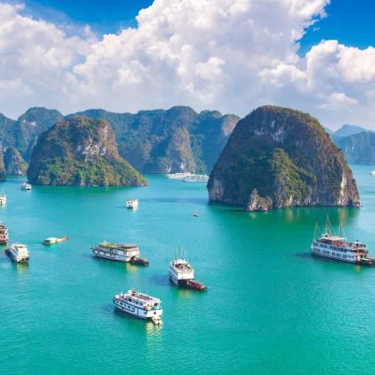 越南下龙湾+河内6日5晚跟团游