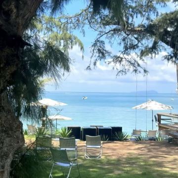 广西南宁+巴马+靖西鹅泉+德天瀑布+通灵峡谷+北海涠洲岛10日9晚私家团