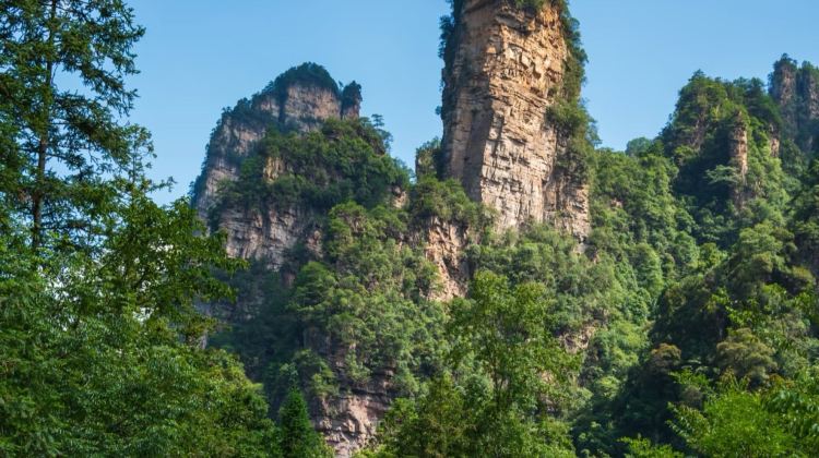 4-Day Zhangjiajie National Forest Park + Tianmen Mountain National Forest Park + Fenghuang Ancient Town