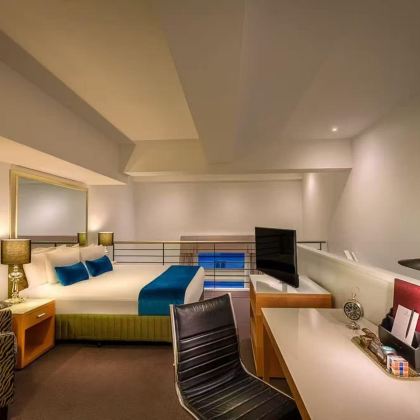 澳大利亚墨尔本+悉尼+Raymond Island+伊登+Seal Rocks+巴特曼斯湾+杰维斯湾观鲸游船+蓝色海洋路+卧龙岗市9日8晚私家团