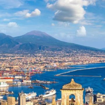 意大利罗马+佛罗伦萨+威尼斯+那不勒斯13日12晚自由行