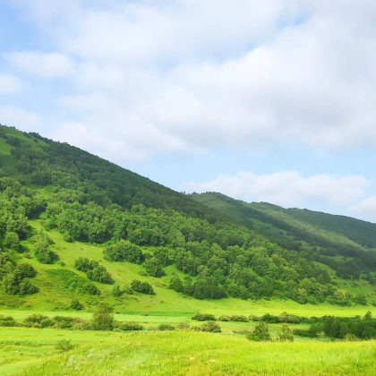 大青山+中国内蒙古赤峰玉龙沙湖2日1晚跟团游