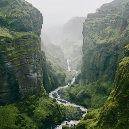 英国伦敦+爱丁堡+尼斯湖+天空岛+科茨沃尔德+格伦菲南高架桥+巨石阵16日15晚私家团