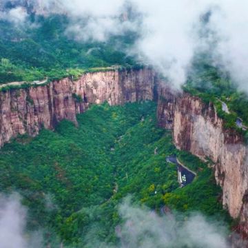 河南万仙山+云台山3日2晚跟团游