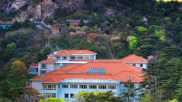 4-Day Online consultation ,Free 'Hui Xiu' admission ticket + data SIM card, zero tips, explore popular attractions in one trip,Huangshan Scenic Area + Hongcun Scenic Area + Huizhou Ancient City