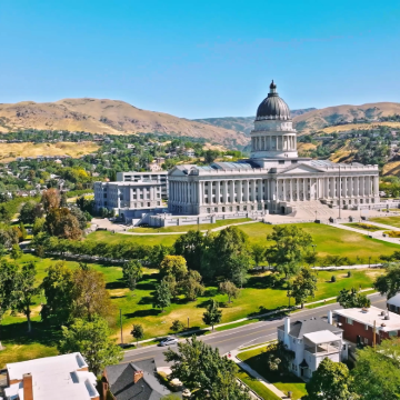 拉斯维加斯+锡安国家公园+布莱斯+纪念碑谷+马蹄湾+下羚羊峡谷+洛杉矶6日5晚跟团游