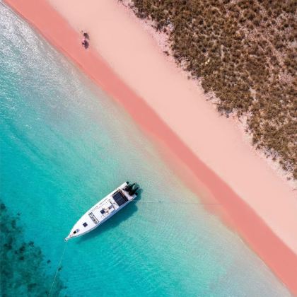 印度尼西亚泗水+布罗莫火山+科莫多+巴厘岛8日6晚拼小团