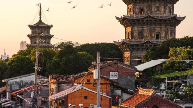 7-Day Scenic Tour from Xiamen·Wuyishan Peaks, Pingtan Island & Fujian Coast