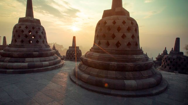 9-Day Best of Java Tour from Jakarta to Sanur · Bandung, Yogyakarta, Ngadas, Malang, Sanur