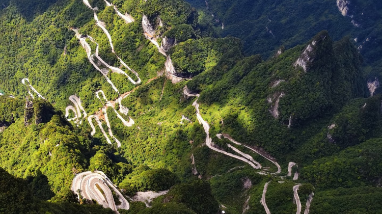 5-Day Tianzishan + Changsha + Zhangjiajie + Tianmen Mountain National Forest Park