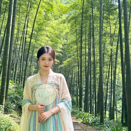 蜀南竹海2日1晚跟团游