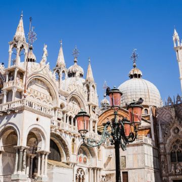 米兰+威尼斯+叹息桥+里亚托桥+贡多拉游船之旅10日9晚私家团