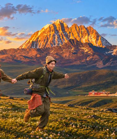 8日7晚 • 成都＋稻城亞丁＋四姑娘山景區＋新都橋 雪山旅拍小團｜住亞丁景區·邂逅星空日出｜雪山旅拍＋藏式文化＋山野馬術