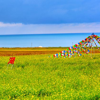 青海西宁+青海湖+茶卡盐湖+大柴旦翡翠湖旅游景区+乌素特水上雅丹地质公园5日4晚私家团