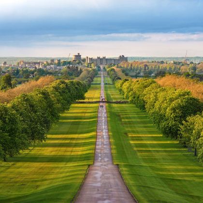 英国9日7晚私家团