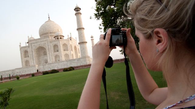 8-Day Golden Triangle India Adventure Tour ·Delhi, Agra and Jaipur | Taj Mahal, Agra Fort, Fatehpur Sikri, Dhula Village, Amber Fort and City Palace