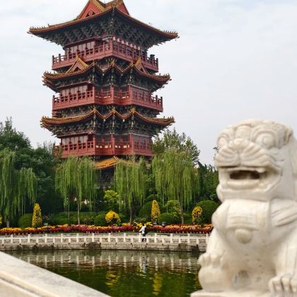 开封+清明上河园+万岁山武侠城5日4晚私家团