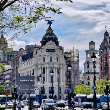 西班牙马德里+巴塞罗那+葡萄牙里斯本+辛特拉+波尔图15日13晚拼小团