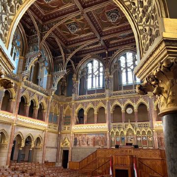 匈牙利布达佩斯+奥地利维也纳+捷克布拉格+斯洛伐克9日8晚拼小团