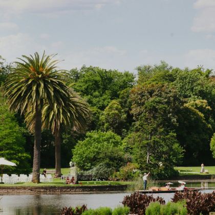 澳大利亚墨尔本+蒂勒尔湖+伊丘卡+罗莎琳德公园+Sacred Heart Cathedral+Lake Boga2日1晚私家团