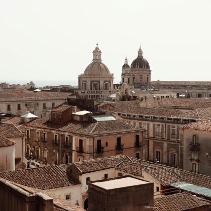 意大利西西里大区8日7晚私家团