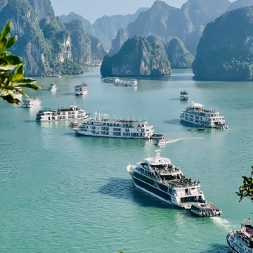 越南胡志明市+美奈+芽庄+河内+下龙湾8日7晚跟团游