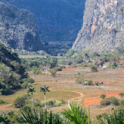 古巴哈瓦那+比尼亚莱斯山谷4日3晚拼小团