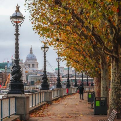 英国伦敦+剑桥+温德米尔+爱丁堡+约克+苏格兰高地+天空岛12日11晚拼小团