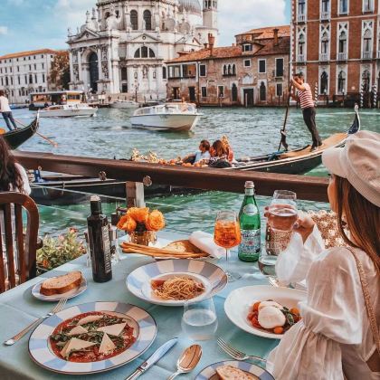 匈牙利+奥地利+捷克+斯洛伐克9日7晚私家团