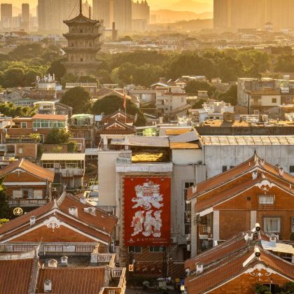 厦门+鼓浪屿+泉州+漳州+福建土楼5日4晚私家团