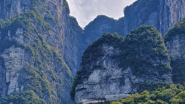 6-day 5-night · Private Tour · Changsha + Orange Island + Tianmen Mountain National Forest Park + Zhangjiajie National Forest Park + Fenghuang Ancient Town + Zhangjiajie Grand Canyon