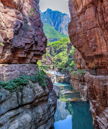 5D4N • Explore the classic loop of Zhengzhou, Luoyang, Kaifeng and savor the timeless charm of ancient capitals