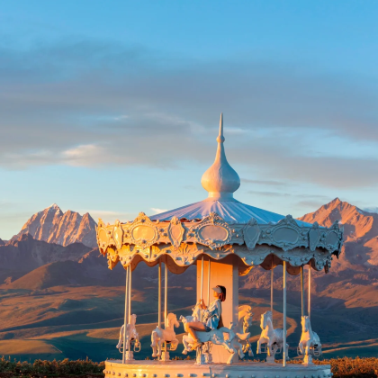 成都+新都桥+稻城亚丁+四姑娘山景区7日6晚跟团游