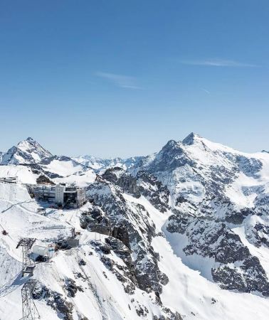 7D6N • From Frankfurt: 7-Day Eastern Europe and Switzerland Tour