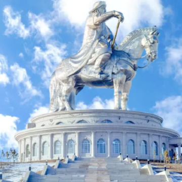 蒙古乌兰巴托+成吉思汗骑马雕像+哈拉和林+哈斯台国家公园+成吉思汗广场+甘丹寺+宰桑纪念碑+特日勒吉国家公园6日5晚私家团