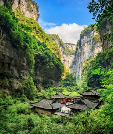 2 天•重慶＋武隆區＋武隆天生三橋＋重慶烏江龔灘旅遊度假區＋烏江畫廊＋仙女山國家森林公園＋苗族蚩尤九黎城