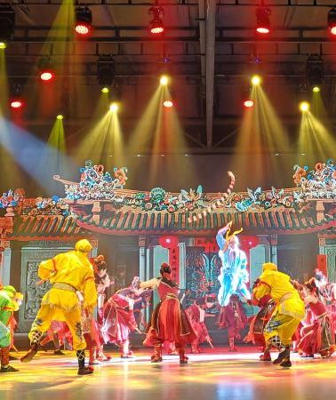 3日2晚 • 普寧+揭陽3天團 · 全新潮汕非遣表演「英歌情大型實景Show」 360°沉浸式大型情景劇「印象潮汕·煙火潮汕』 電影《給阿嬤的情書》取景地「棉湖古鎮解放路」