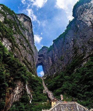 6D5N • 6 Days Guilin to Fenghuang & Zhangjiajie Private tour