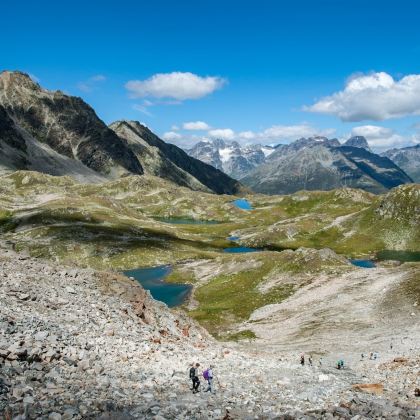 徒步·瑞士国家公园+马特宏峰冰川天堂9日8晚跟团游