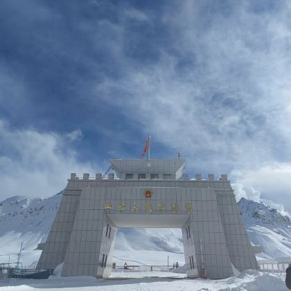 新疆库尔勒+喀什市+和田市+塔什库尔干11日10晚私家团