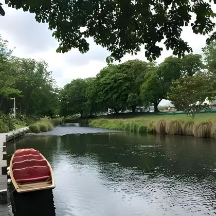 新西兰+特卡波湖+奥拉基/库克山国家公园+瓦纳卡之树+皇后镇天空缆车+米尔福德峡湾+鲍德温大街+奥玛鲁蓝企鹅保护中心11日10晚私家团