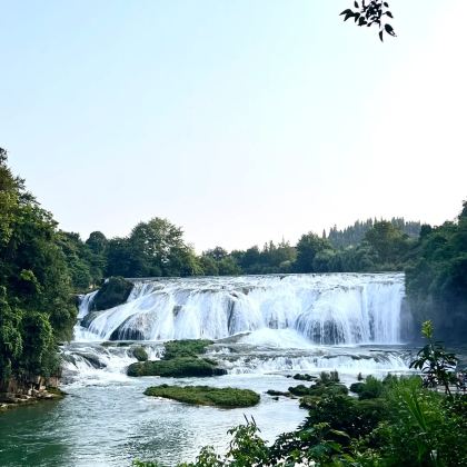 贵州贵阳+黄果树+梵净山+西江千户苗寨+荔波+镇远古城6日5晚私家团