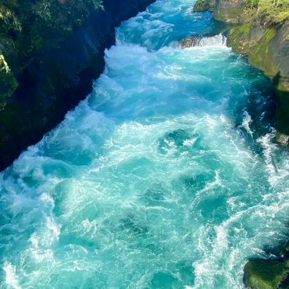 新西兰+怀托摩萤火虫洞+胡卡瀑布+霍比特村2日私家团