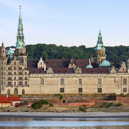 芬兰+丹麦+瑞典+挪威+爱沙尼亚12日跟团游