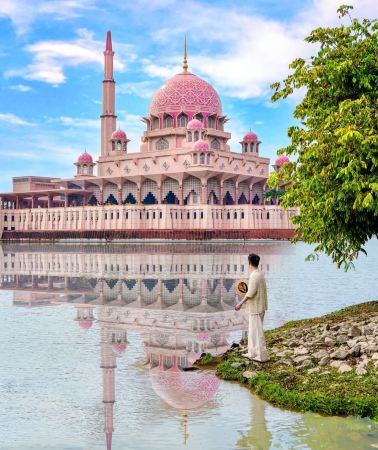 5D4N • Kuala Lumpur + Melaka + Putrajaya